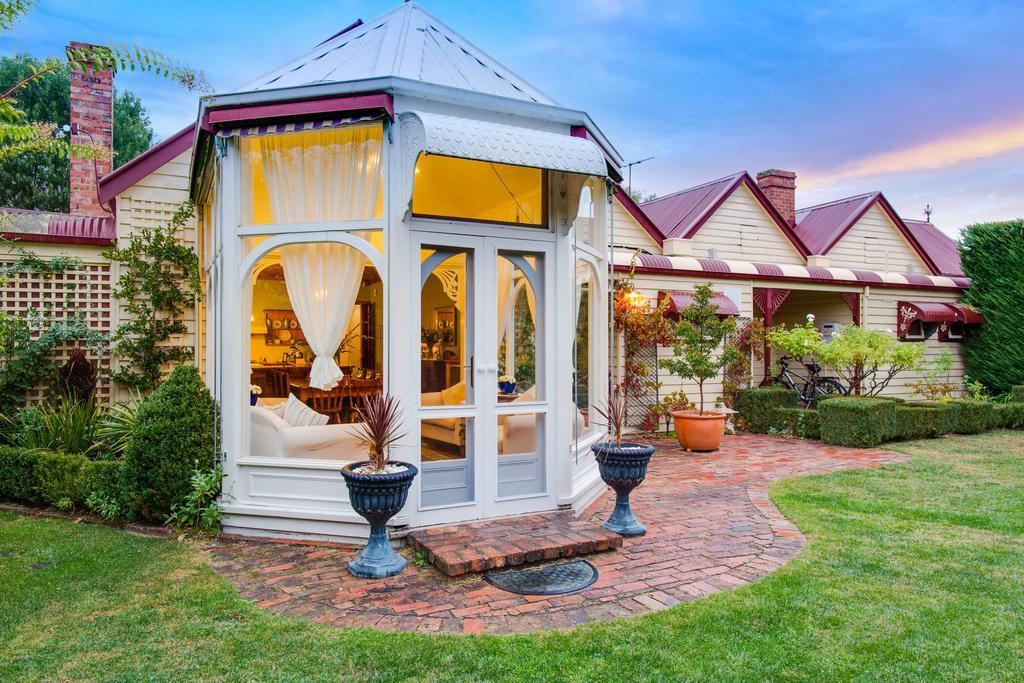 Barnsley House Bed And Breakfast Beechworth Exteriér fotografie