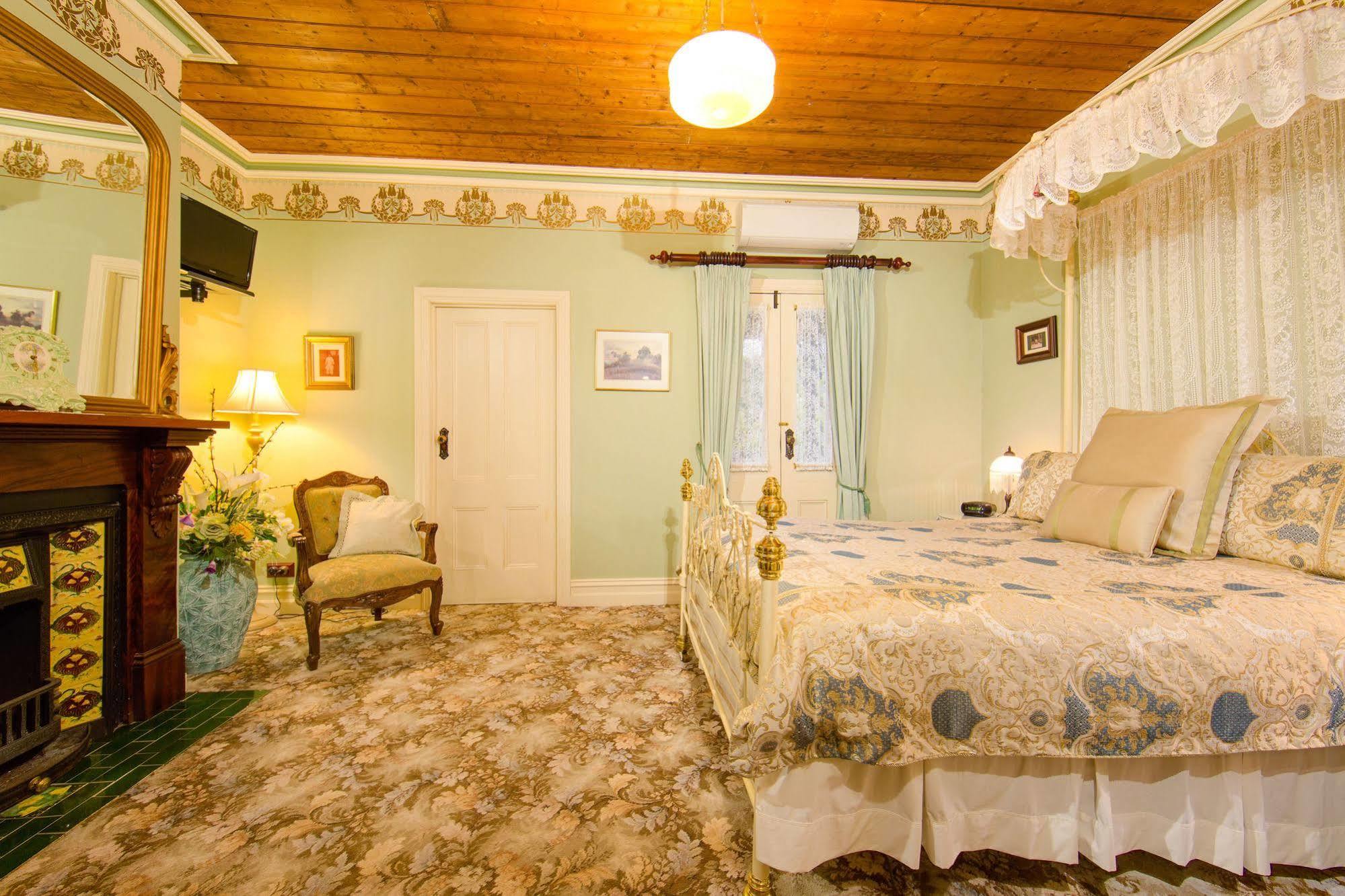 Barnsley House Bed And Breakfast Beechworth Exteriér fotografie