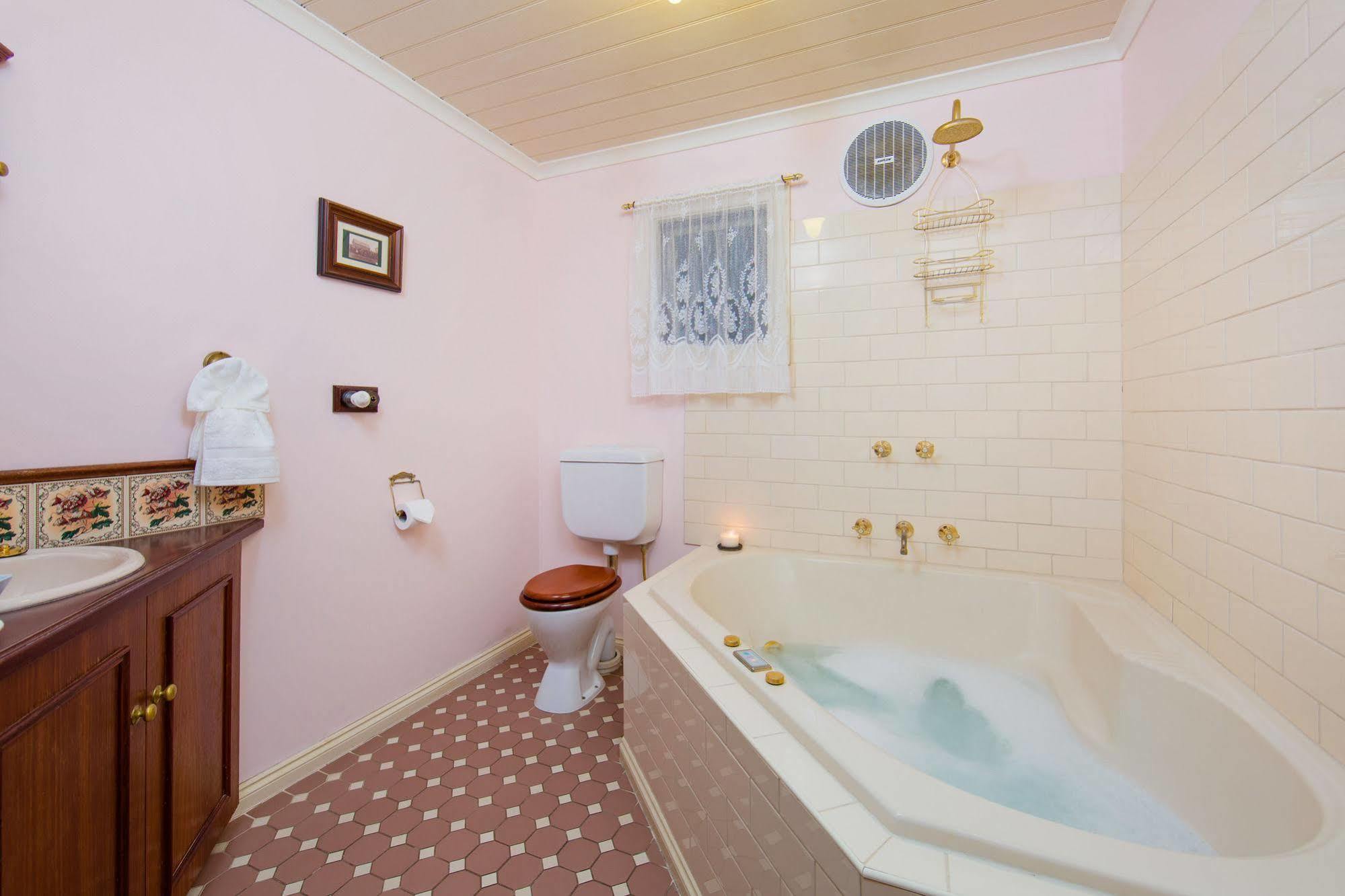 Barnsley House Bed And Breakfast Beechworth Exteriér fotografie